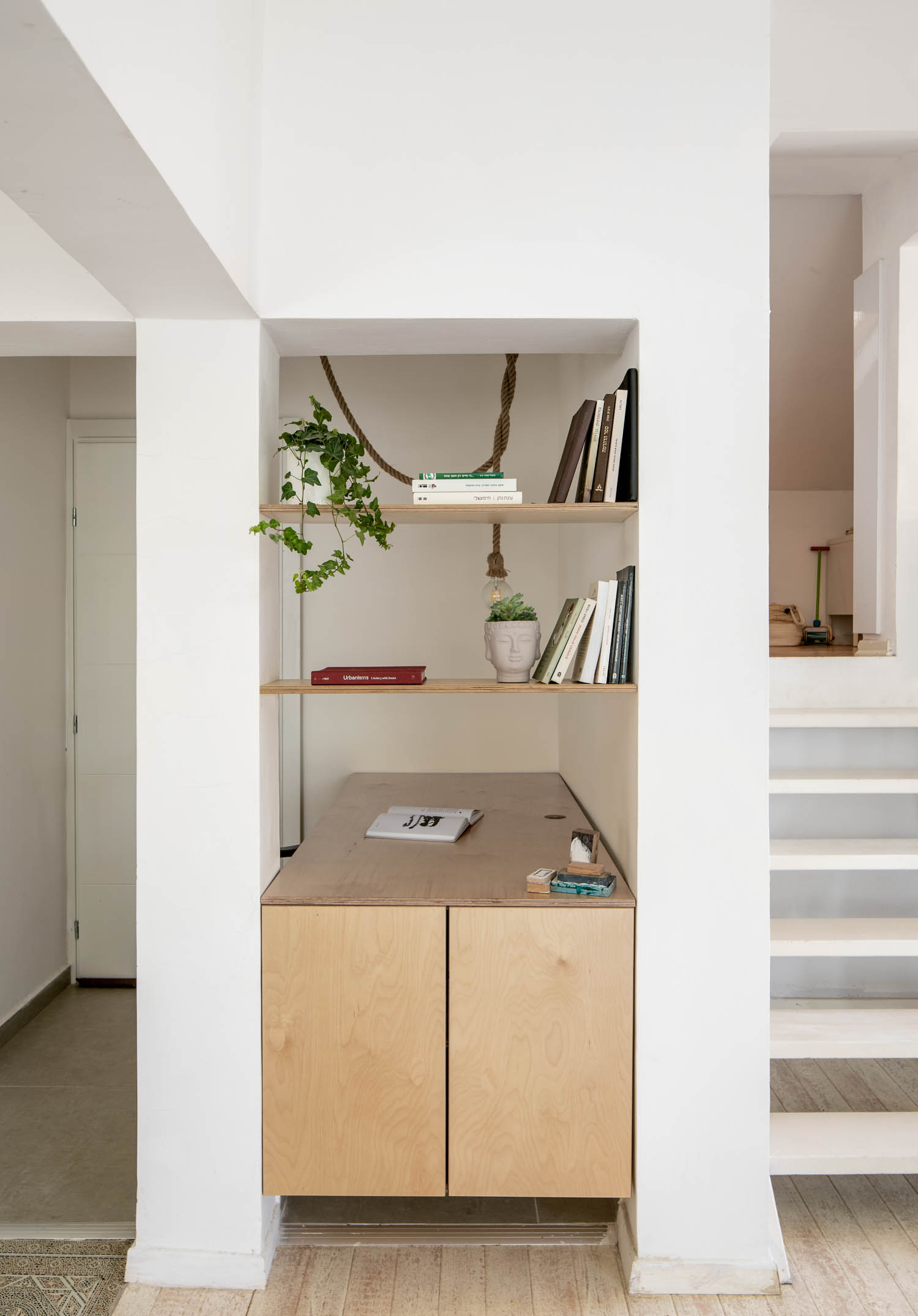 AY Mini modular apartment / Pardesiya / SAIL design