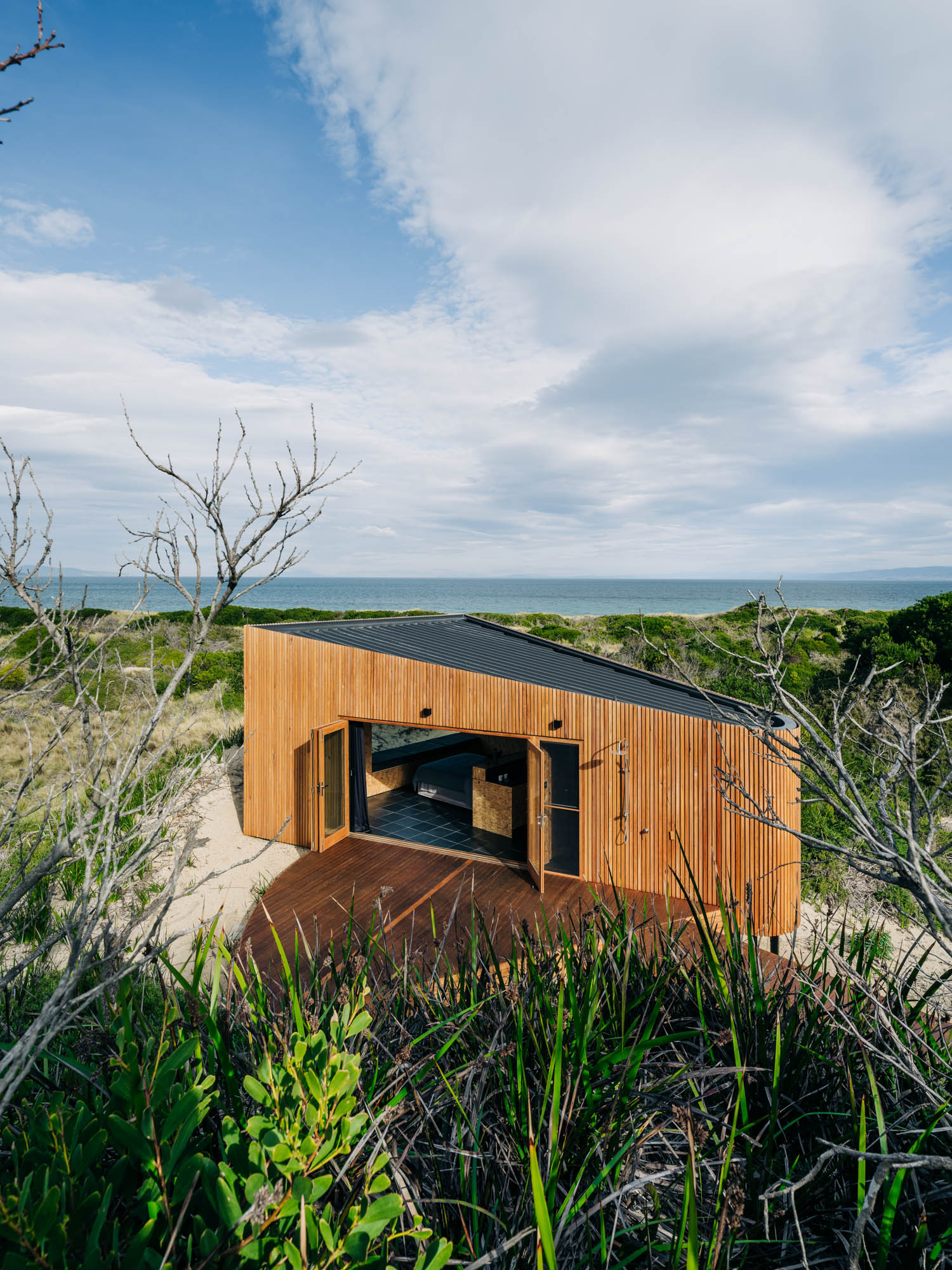 context Dolphin Sand Studio / Beach Front Tiny Home / Matt Williams Architects