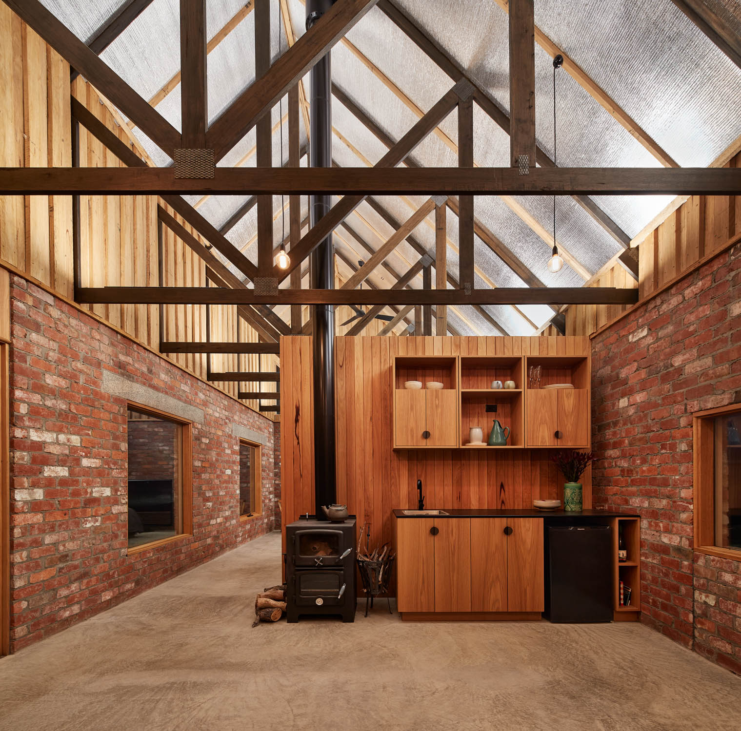 interior Nulla Vale House and Shed / MRTN Architects