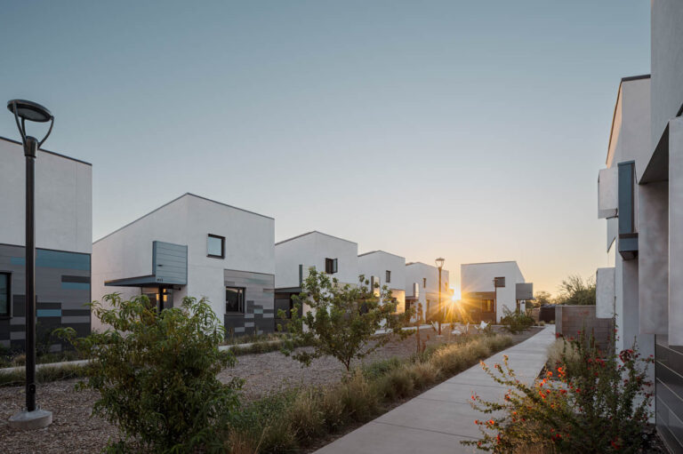 Affordable Housing / Tempe Micro Estates / coLAB studio