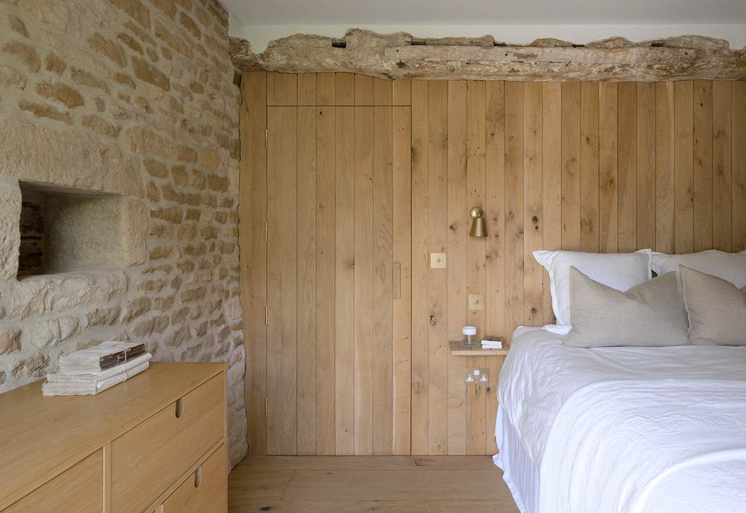 bedroom Cotswolds Cowshed / Gloucestershire, Gb / Design Storey