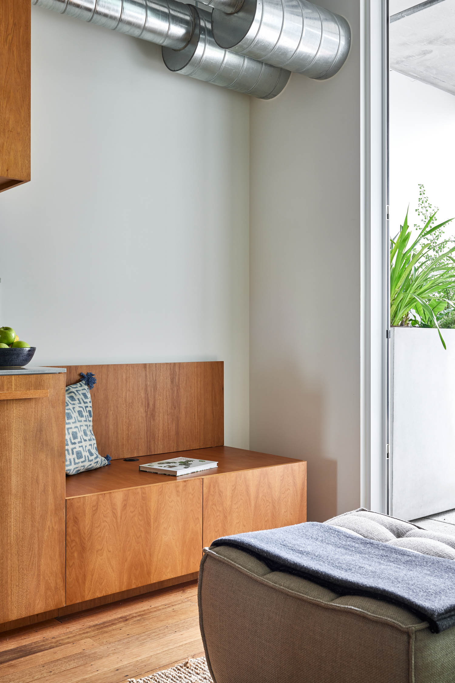 seating nook Nightingale Skye House Teilhaus / Breathe Architecture